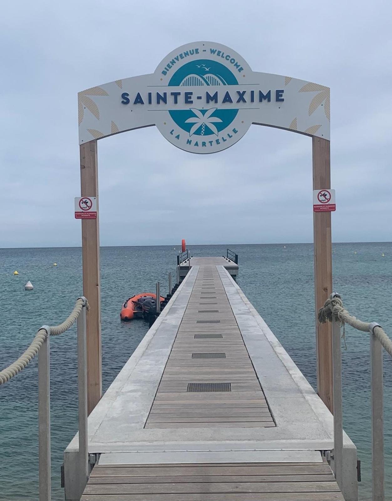 Reve D'Azur En Bord De Mer A La Nartelle Avec Piscine Dans La Residence, Terrasse, Bbq, 2 Chambres 2 Sdb Logement De 35M2 Draps Inclus Sainte-Maxime Exterior foto